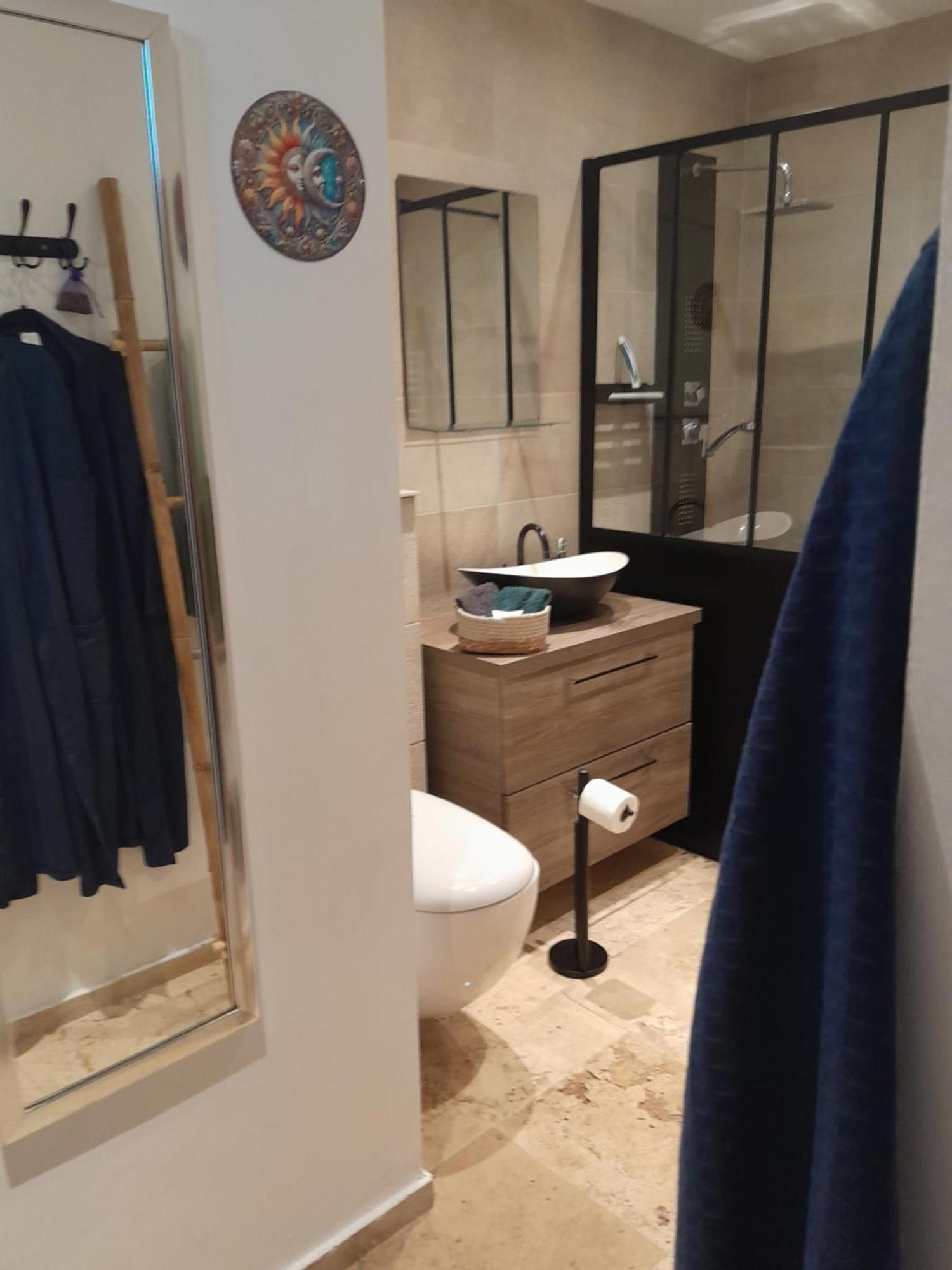 Au Dela Des Remparts Villa Montreuil  Екстериор снимка